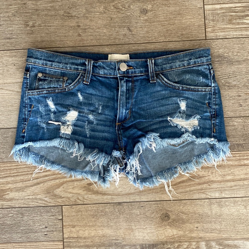 Gilded intent Sz 28 Jean shorts